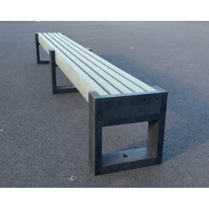 Banquette plastique recyclé Forum