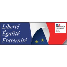 Lot n°3 pavoisement école : bandeau devise + drapeaux