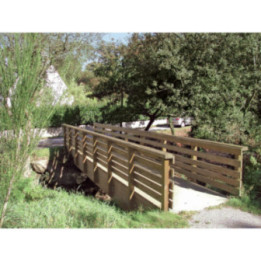 Passerelle droite en lamellé-collé