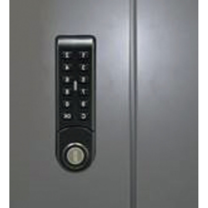 Option : Serrure électronique à digicode, // nous consulter.