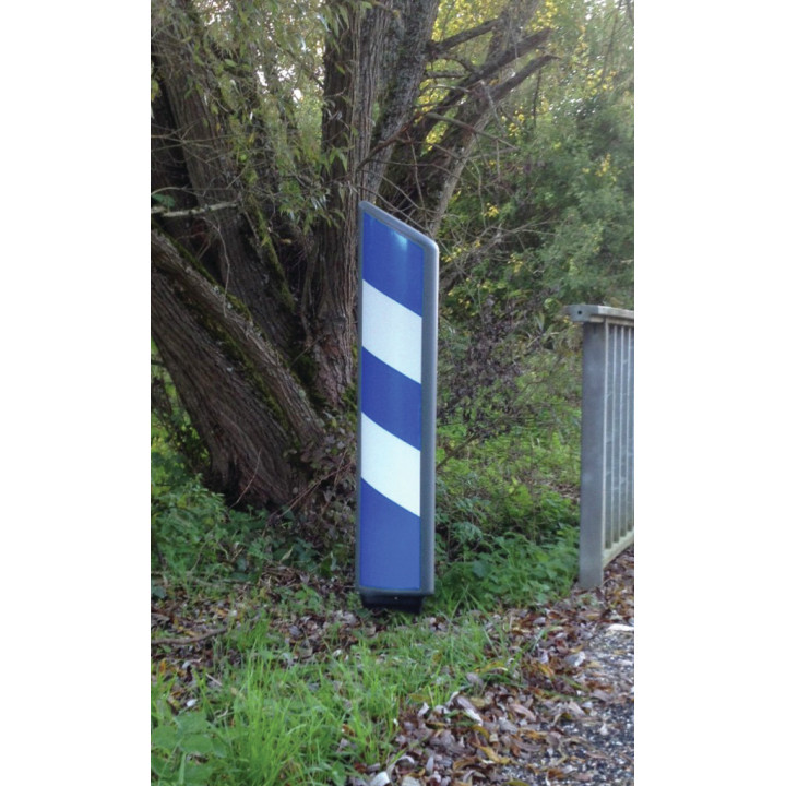 J13 // implantation // à gauche