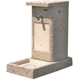 Borne Fontaine béton