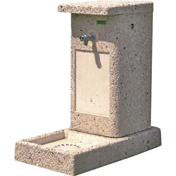 Borne Fontaine béton