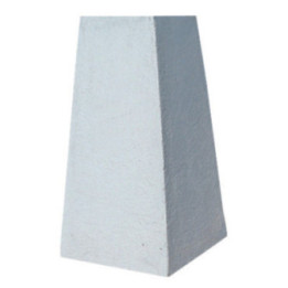 Borne béton Pyramide