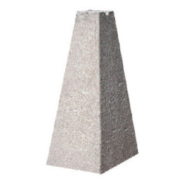 Borne béton pyramide Vigo