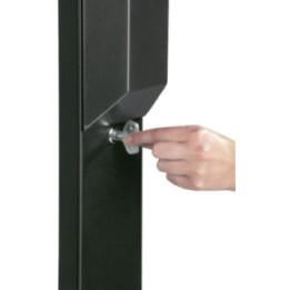 Serrure et clé triangulaire // anti-vandalisme