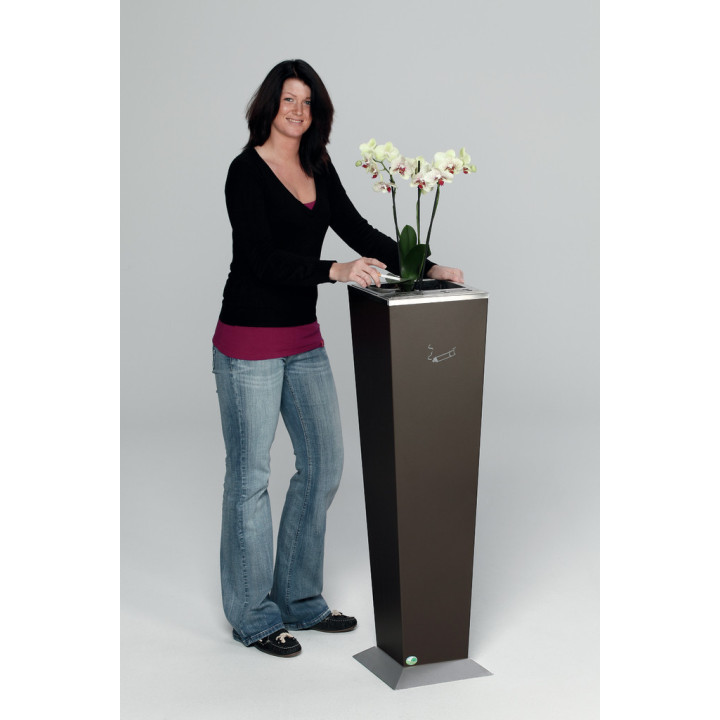 Cendrier sur pied Vase