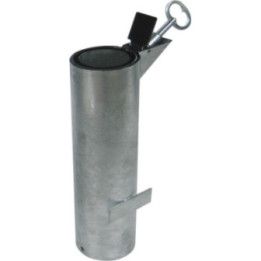 Fourreau pour borne acier