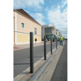 Poteau de voirie acier Carrefour