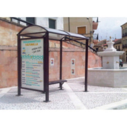 Station bus poteaux carrés Lérins