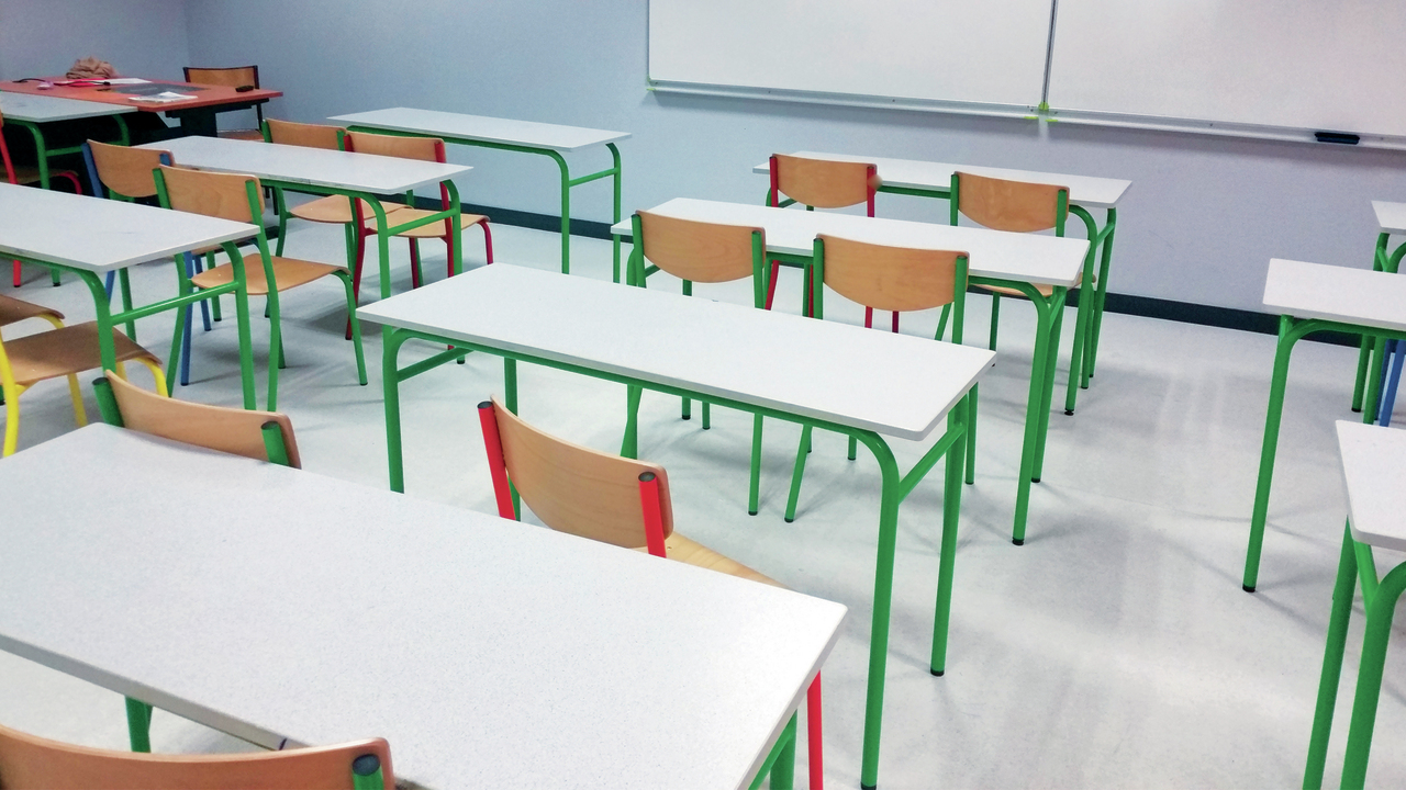 mobilier scolaire adequat